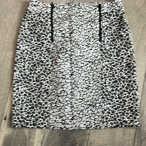 Ann Taylor animal print skirt